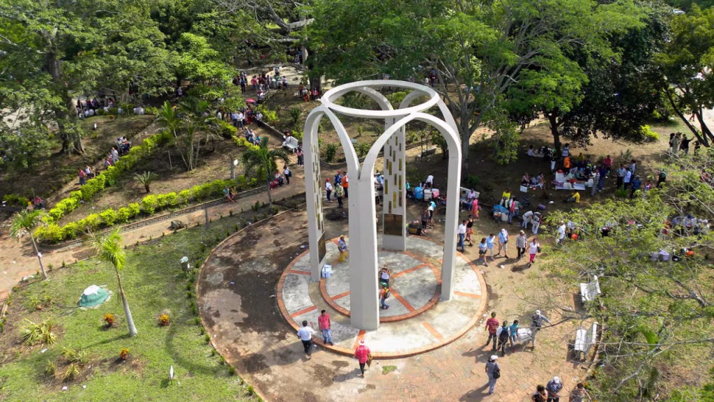 imagen monumento armero